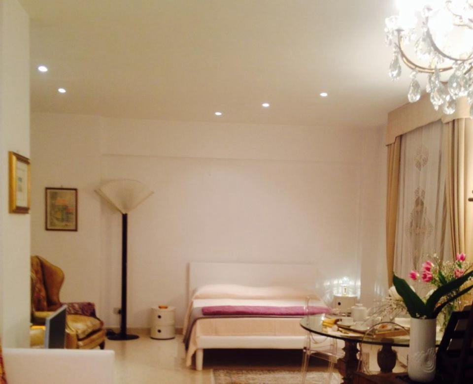 L'Attico Del Centro Bed and Breakfast Matera Buitenkant foto